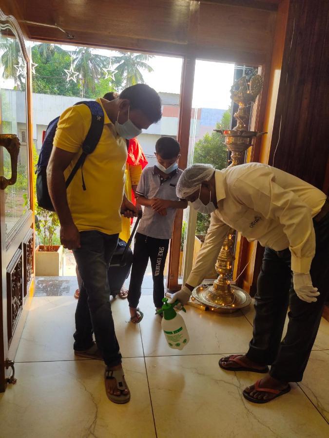 ホテル ウィンド チャイムス Kuilapalayam エクステリア 写真